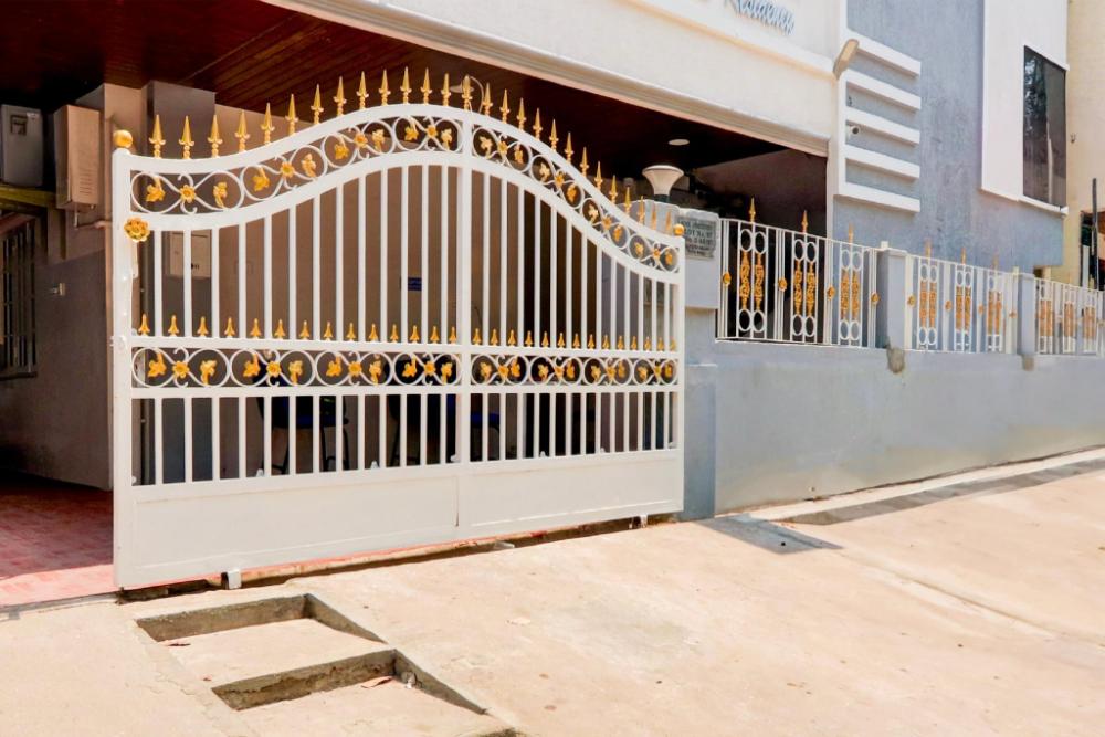 super collection o sri balaji luxury rooms