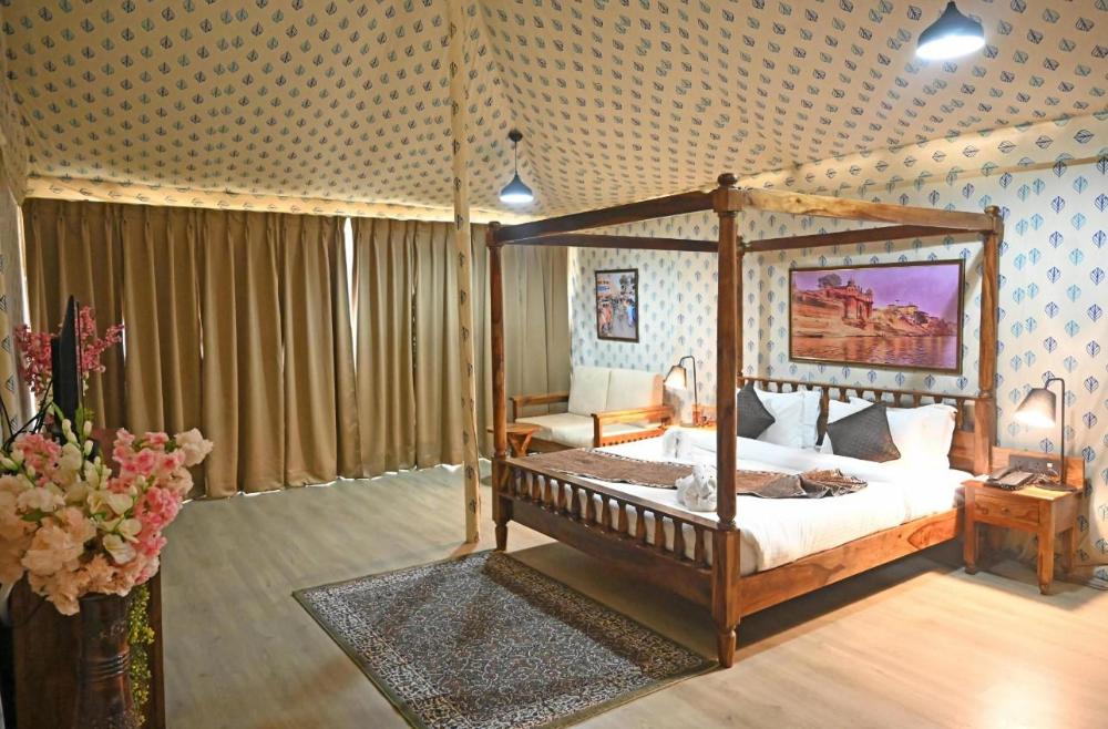 praveg tent city ayodhya saryu