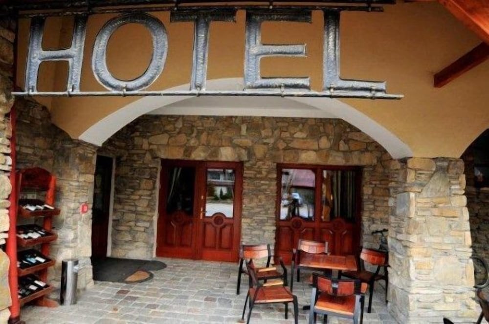 folwark stara winiarnia