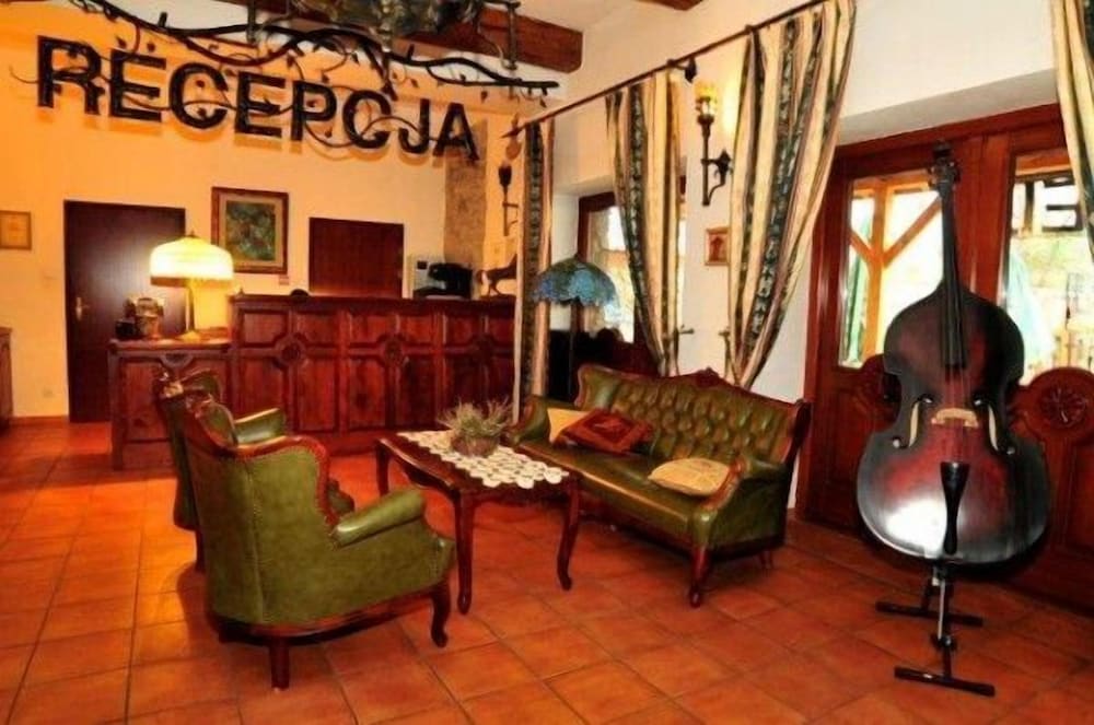 folwark stara winiarnia