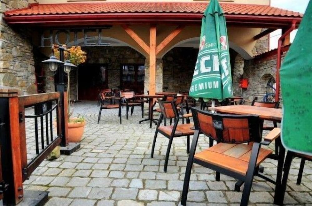 folwark stara winiarnia