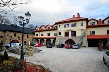 folwark stara winiarnia