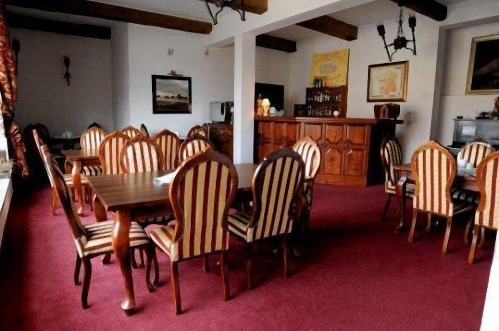 folwark stara winiarnia