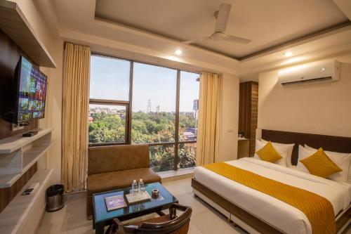 green lotus sai international