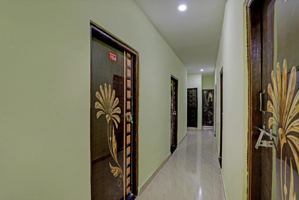 spot on hotel leo star