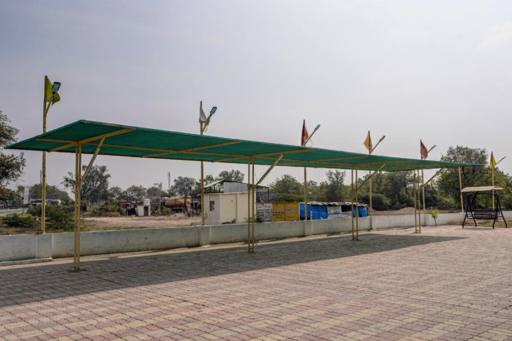 neelkanth hotel and restaurant