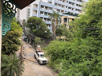 sawasdee hotel sukhumvit soi 8