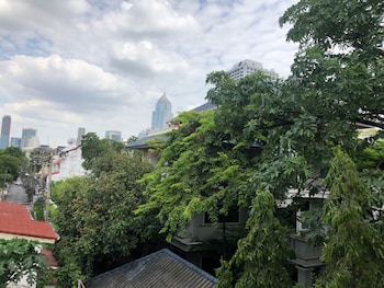 sawasdee hotel sukhumvit soi 8