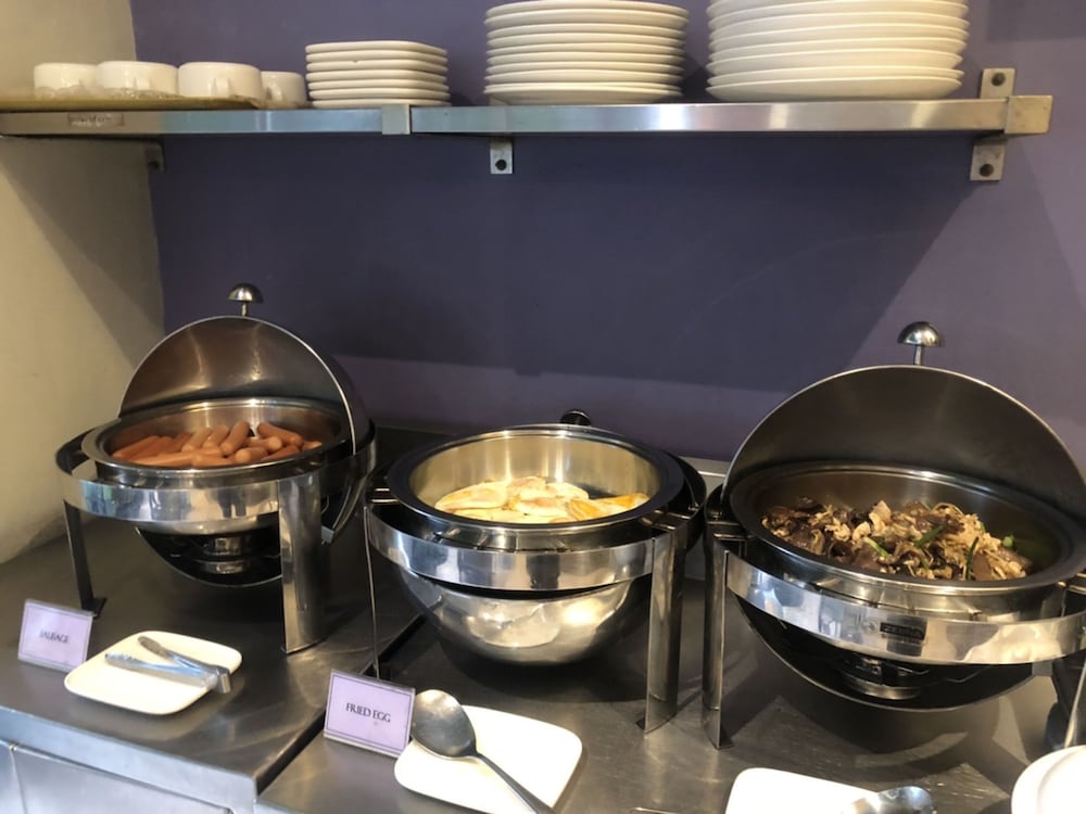 sawasdee hotel sukhumvit soi 8