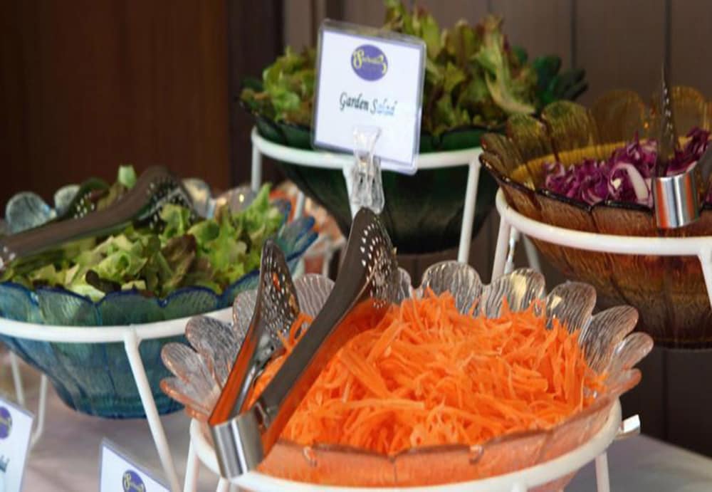 sawasdee hotel sukhumvit soi 8