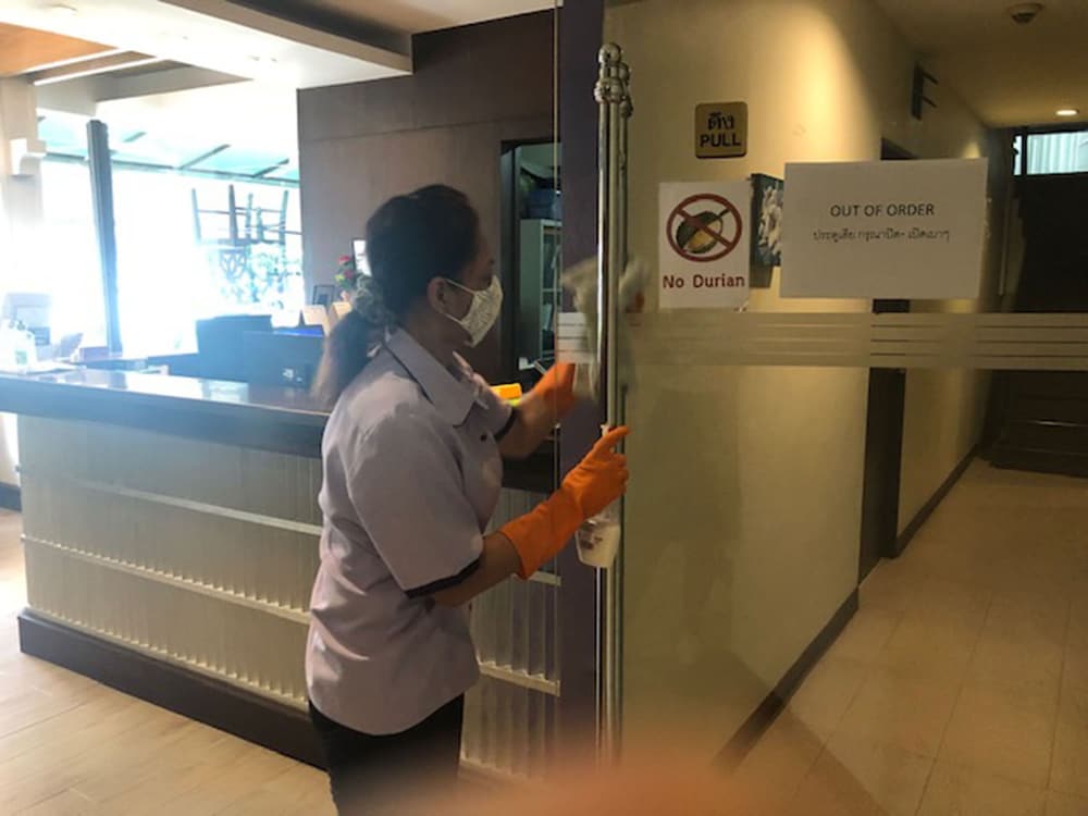 sawasdee hotel sukhumvit soi 8