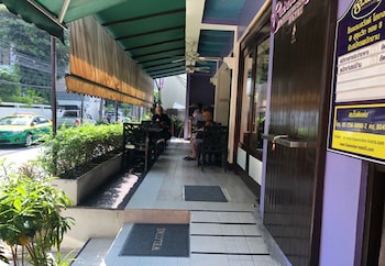 sawasdee hotel sukhumvit soi 8