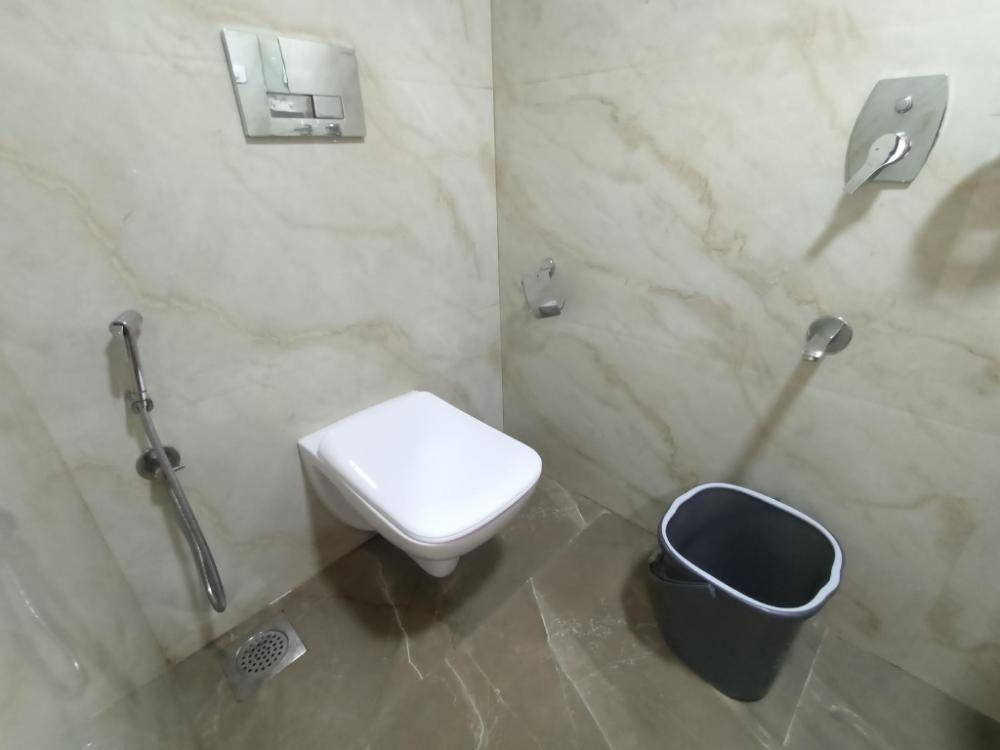 hotel beverly plaza us embassy bkc kurla west