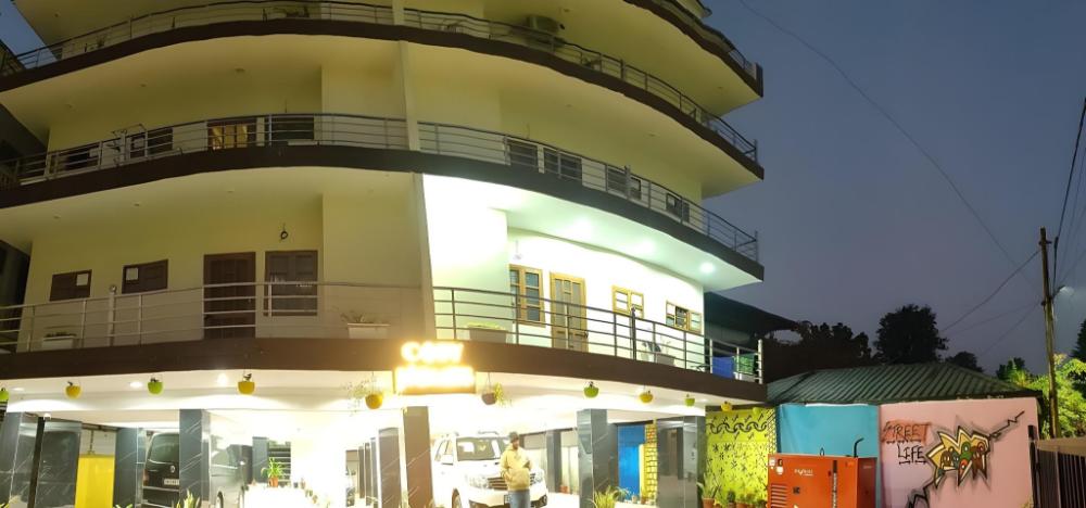 cosy homes rajpur road 2bhk wi fi peaceful