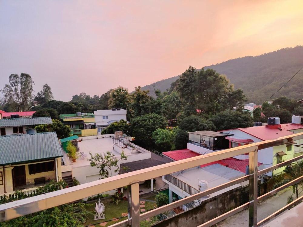 cosy homes rajpur road 2bhk wi fi peaceful