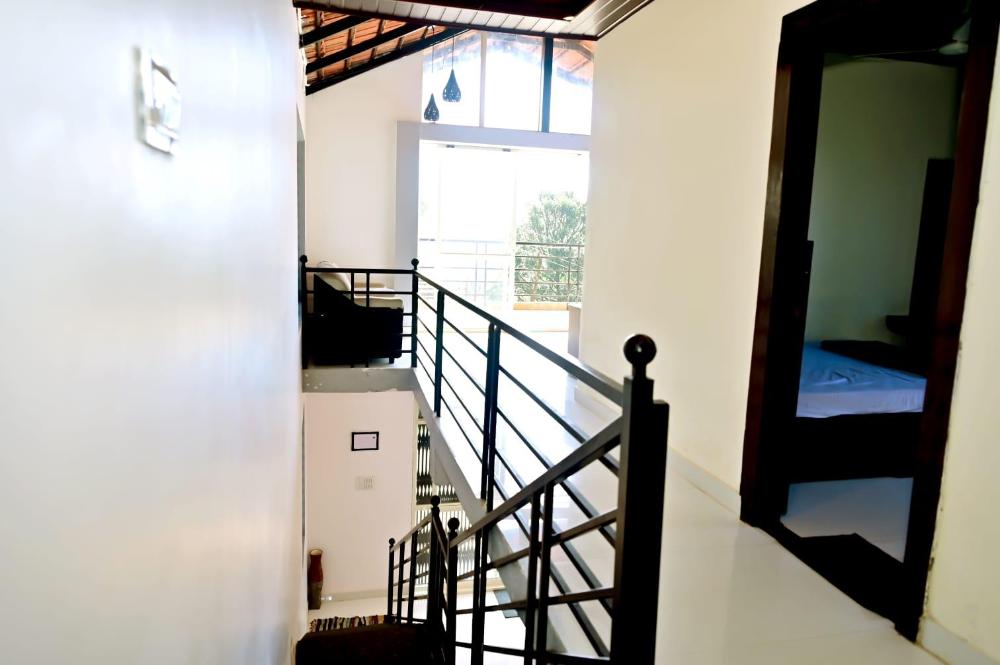 royal palace homestay