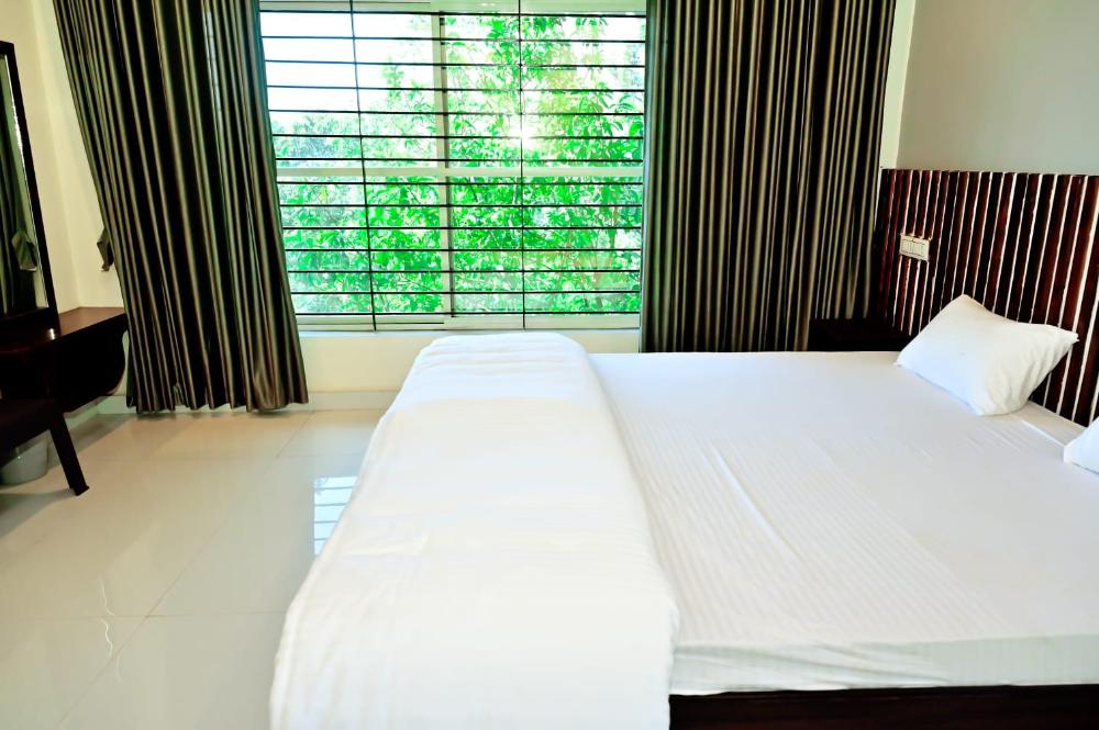 royal palace homestay