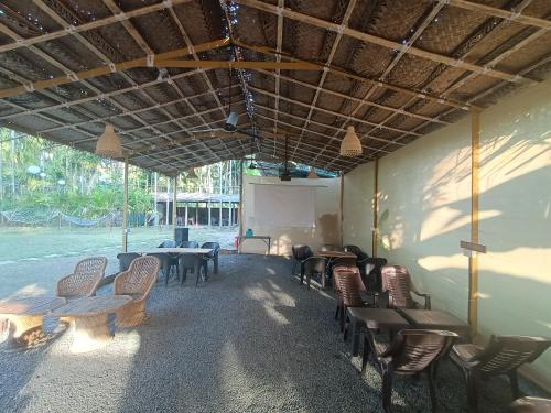 baadal pani the beach resort