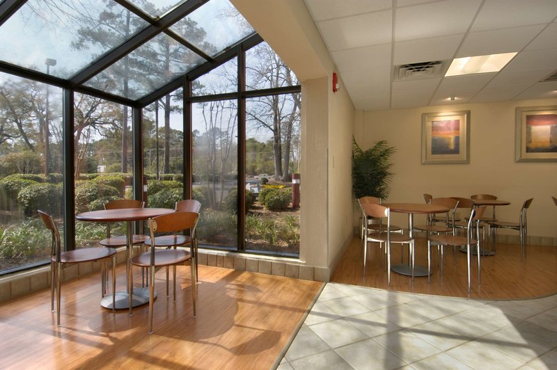 red roof inn myrtle beach hotel market common