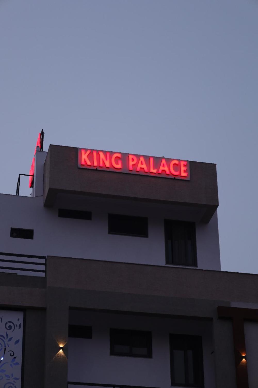 king palace udaipur