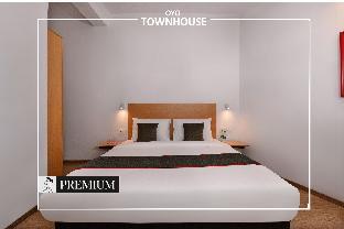 townhouse singapore mall