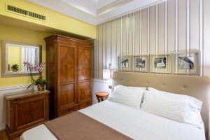 Palazzo Turchini,Naples>>Campania,4 star