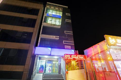 hotel orange park