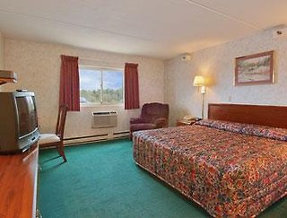Super 8 By Wyndham Bangor,Brewer>>Bangor,2 star