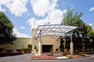 holiday inn hotel and suites nashua