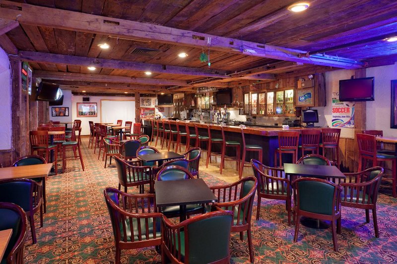 holiday inn hotel and suites nashua