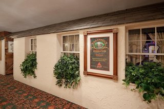 holiday inn hotel and suites nashua