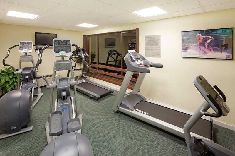 holiday inn hotel and suites nashua