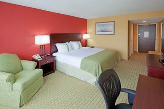 holiday inn hotel and suites nashua