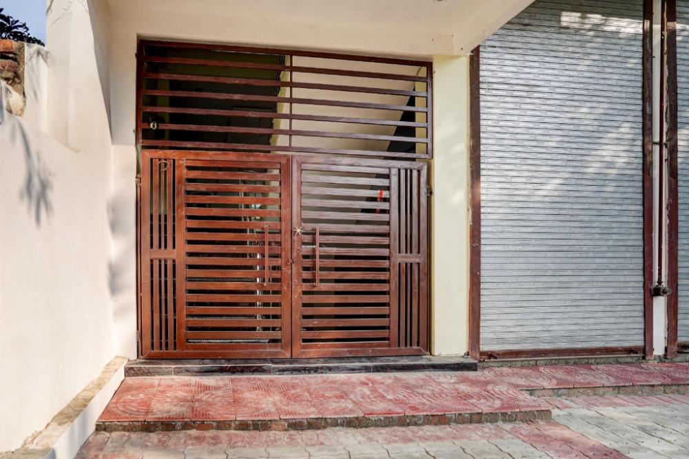 hotel o hira royal palace and lawn