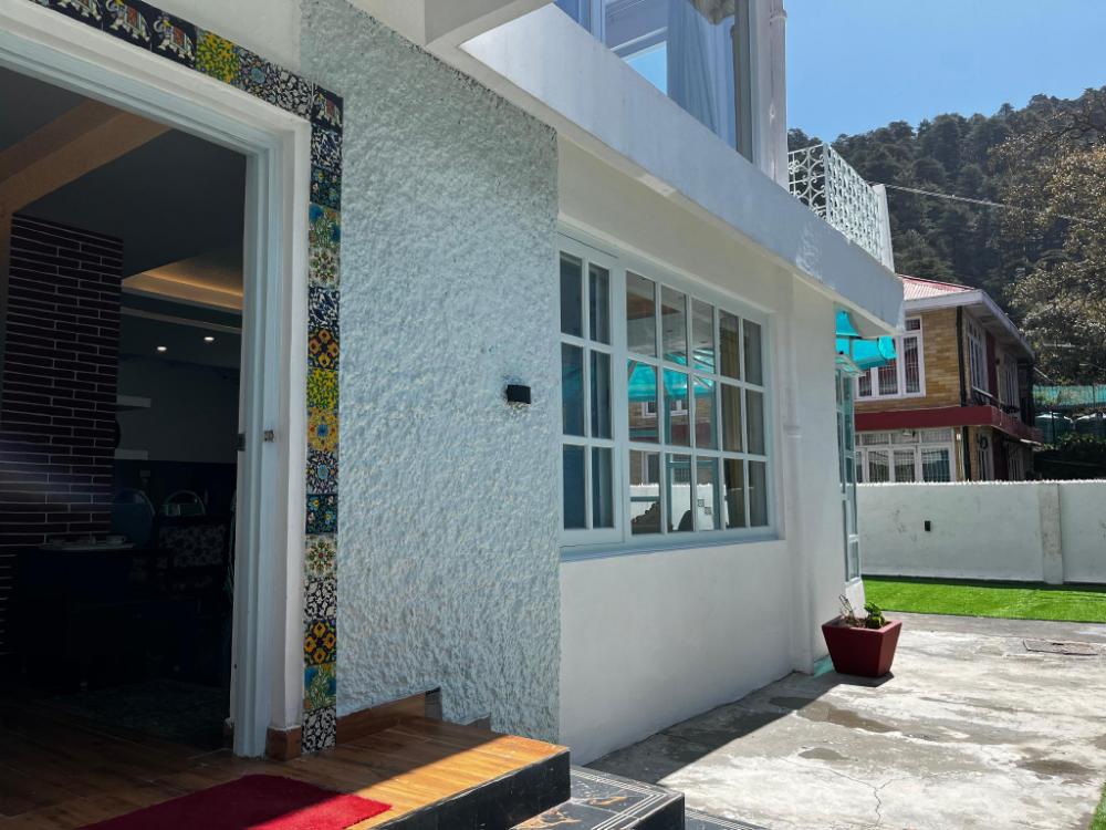 the warrick homestay a luxe stay near mall road