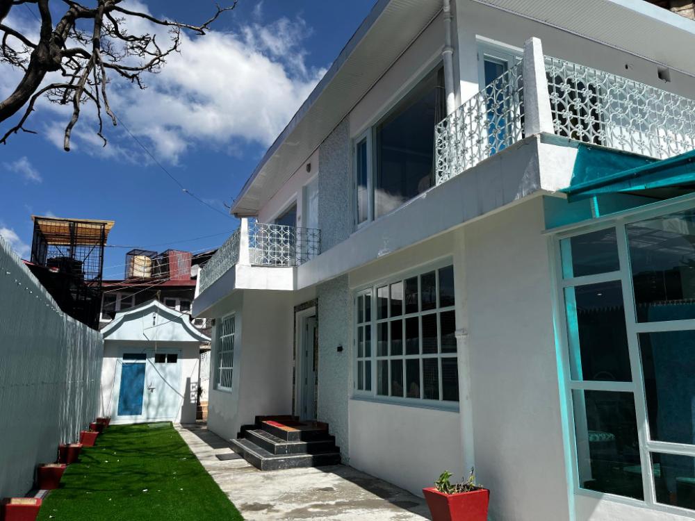 the warrick homestay a luxe stay near mall road