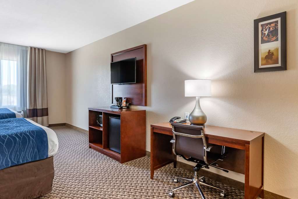 comfort inn and suites navasota