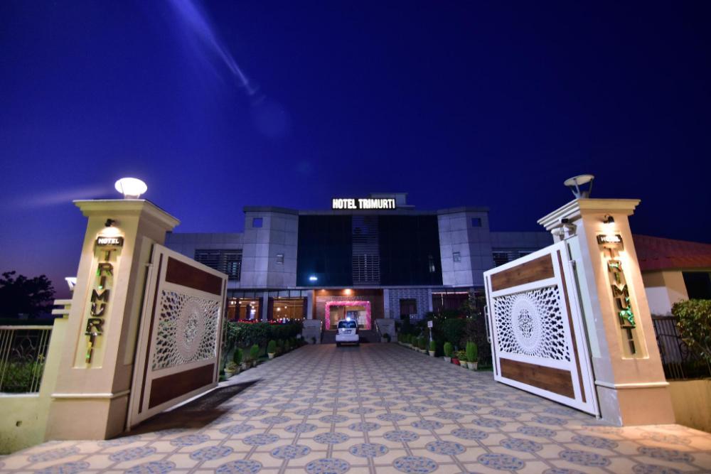 hotel trimurti