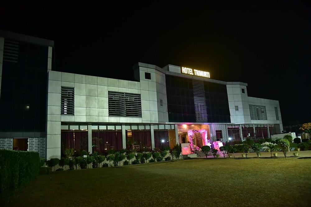 hotel trimurti