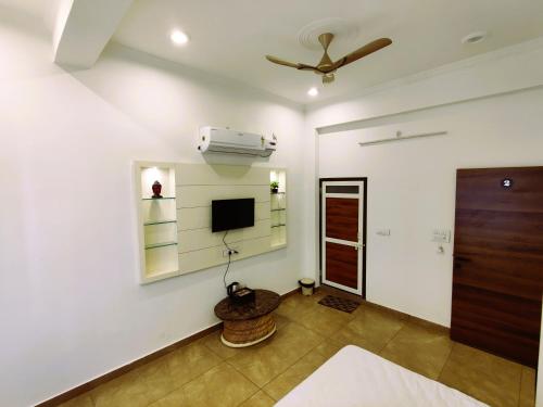 hotel neelkanth prime retreat kekri