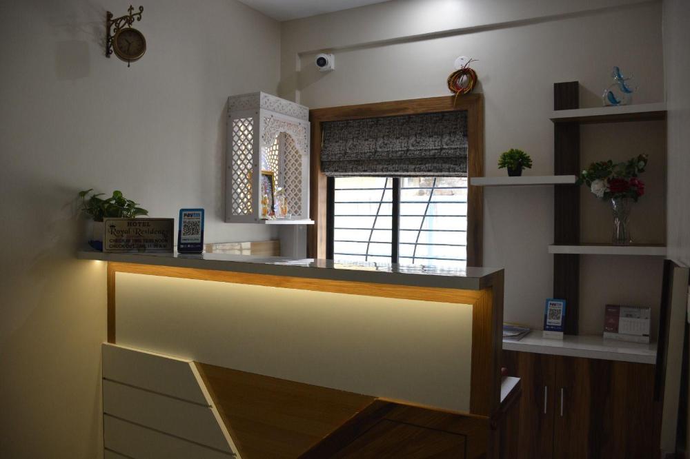 hotel royal residency