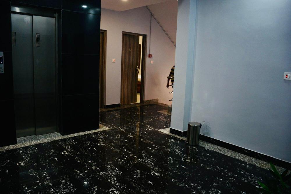 hotel royal residency