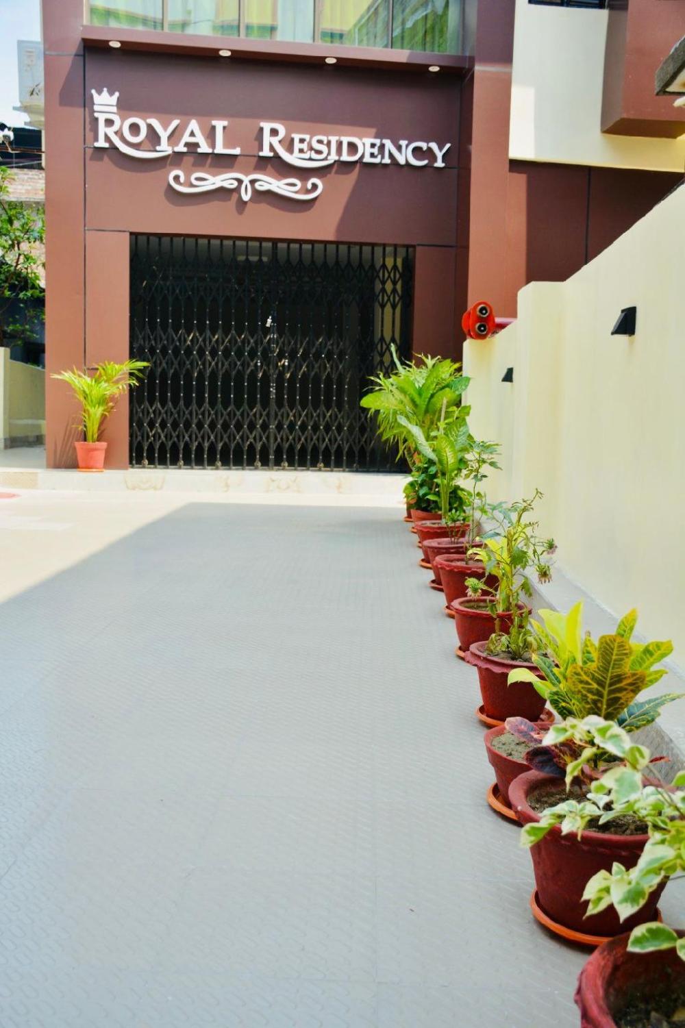 hotel royal residency