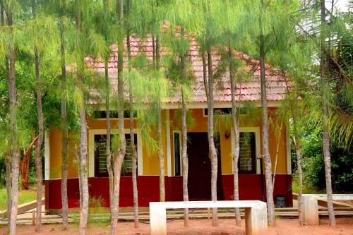 paradise quest nature farm house