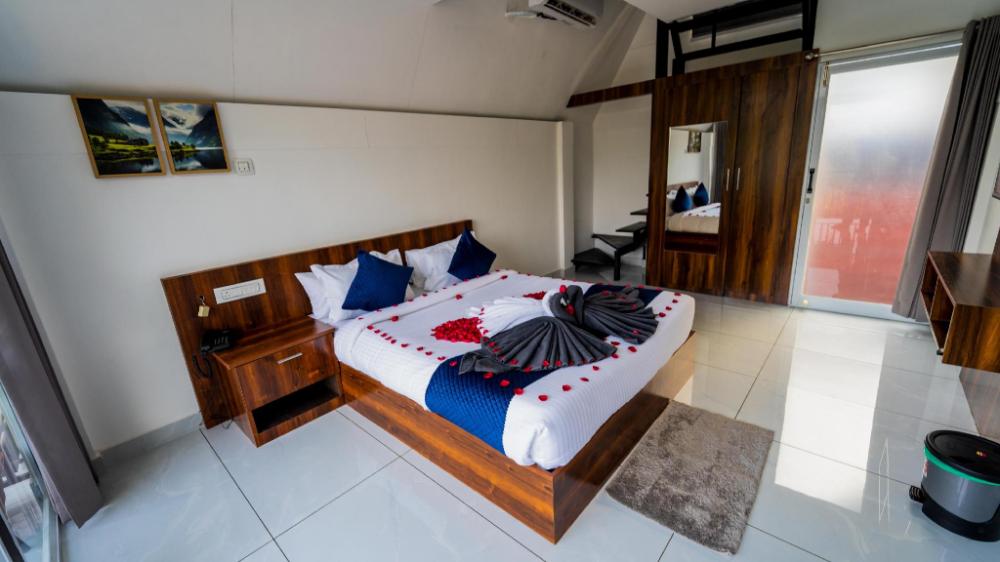 silent planet resort