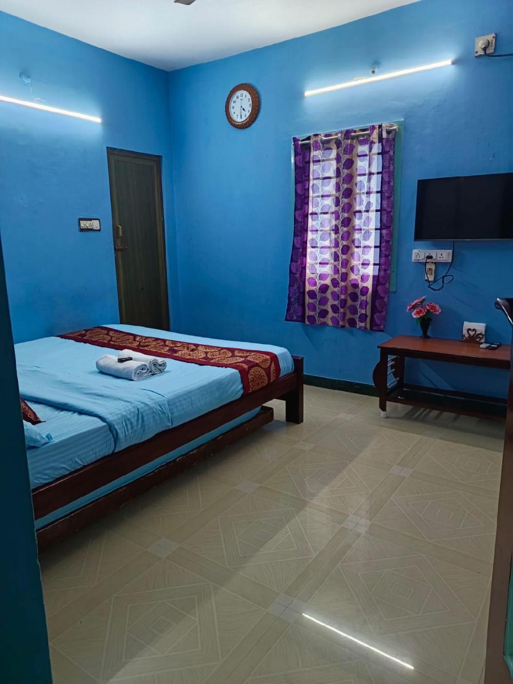 blue waves homestay