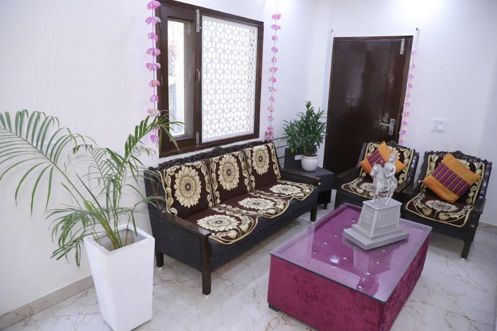 fortune home service apartment 1bhk l 36b saket
