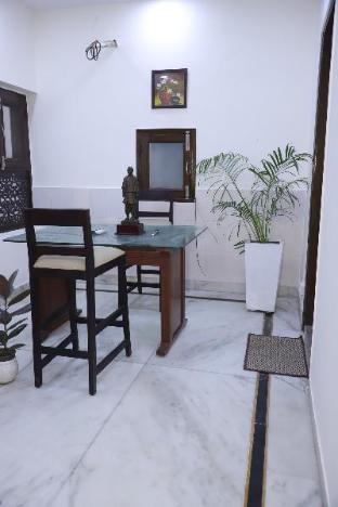 fortune home service apartment 1bhk l 36b saket