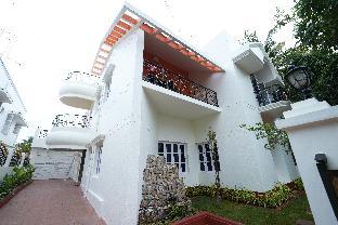 Palace Hostel By Borrbo Mysore,,5 star