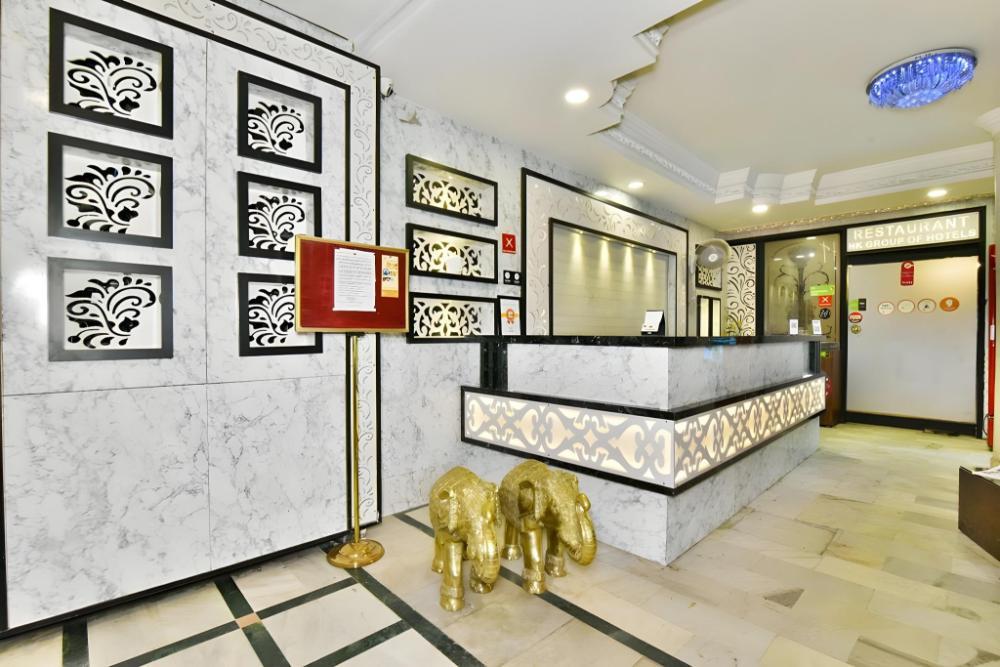 hotel sallow international near golden temple